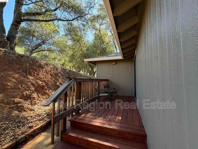 Building Photo - 20790 Ferretti Rd