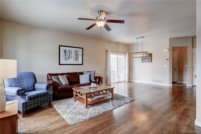 Primary Photo - Beautiful 3 Bedroom 3 Bath Home Available for Rent!