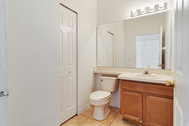 Building Photo - 2838 Sweetspire Cir