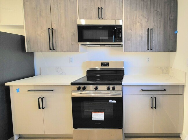 Building Photo - 1271 S Dandelion St