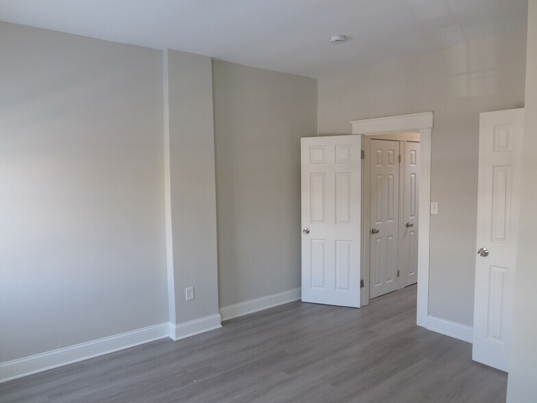 Building Photo - 619 McKewin Ave