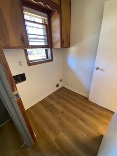 Building Photo - 7965 Woodleaf Rd