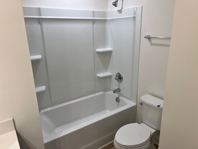 Building Photo - Minutes from Downtown Angier 3 bed