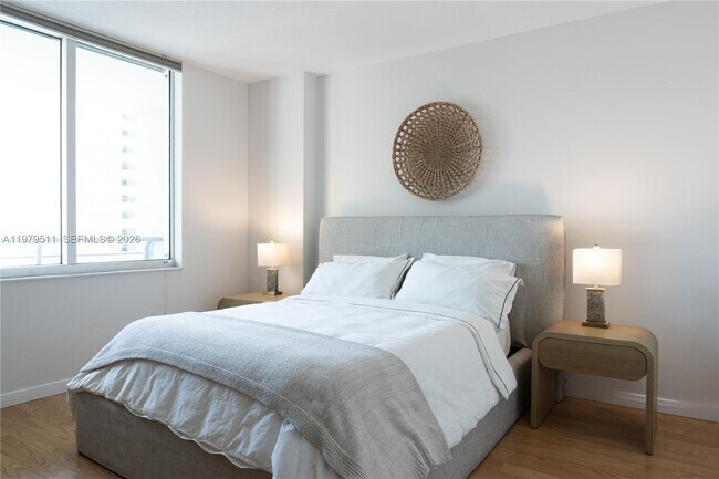 Building Photo - 325 S Biscayne Blvd