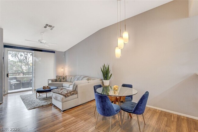 Building Photo - 656 Peachy Canyon Cir