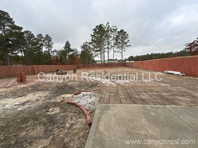 Building Photo - 3628 Crosswinds Dr