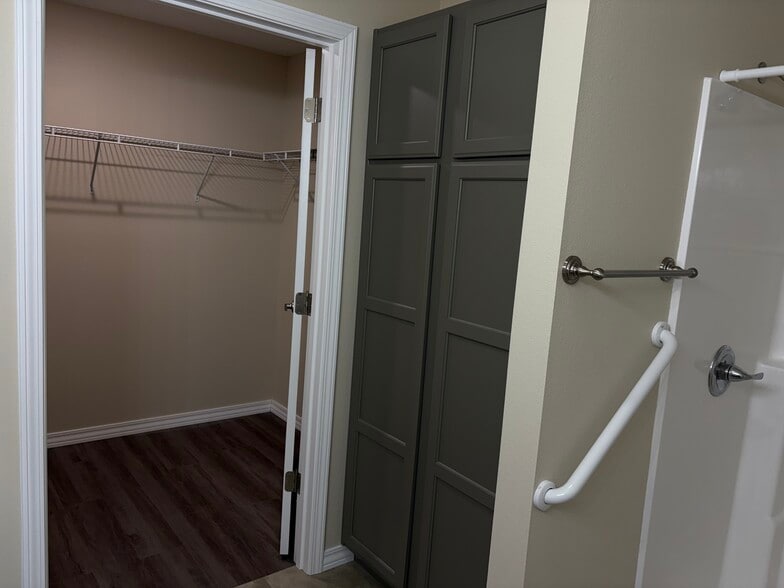 Closet for Master - 1906 Ontario Ct