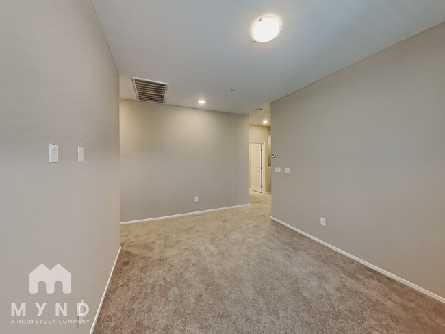 Building Photo - 8591 Insignia Ave