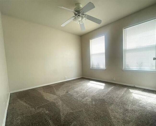 Building Photo - Plank Floors & Modern Comforts!" "Corner Fireplace, Split Bedrooms & a Master Retreat You’ll Love!"