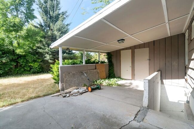 Building Photo - Cozy Basement Apartment in Orem