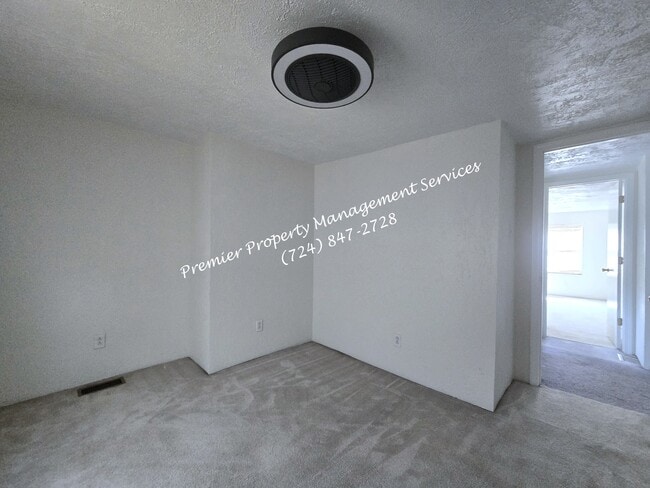 Building Photo - 455 E Jefferson St