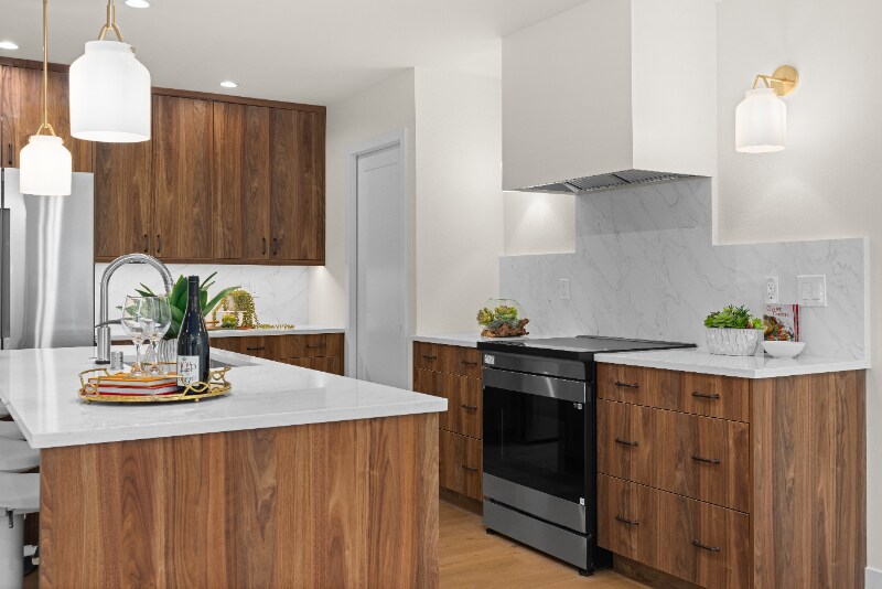 Building Photo - 2349 NE 127th St