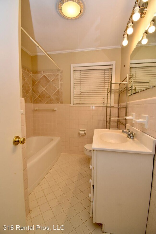 Building Photo - 3 br, 2 bath House - 1602 Mimosa Dr.