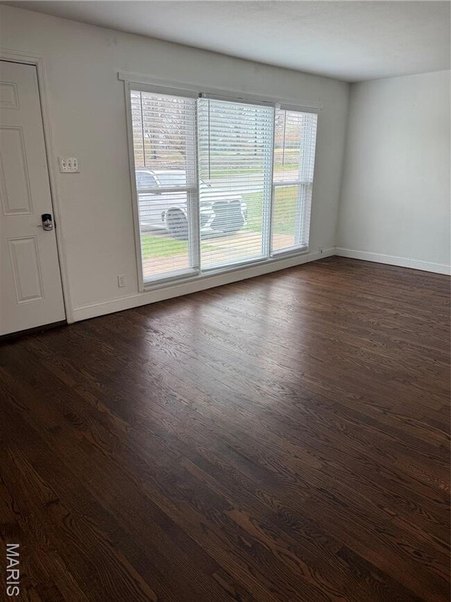 Building Photo - 1119 N McKnight Rd