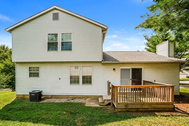 Building Photo - 450 Meadows Blvd