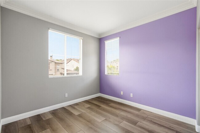 Building Photo - 10242 Boyd Dr
