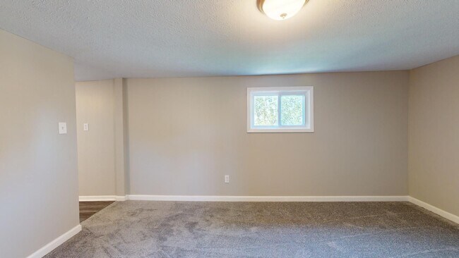 Building Photo - 3411 W 49th St