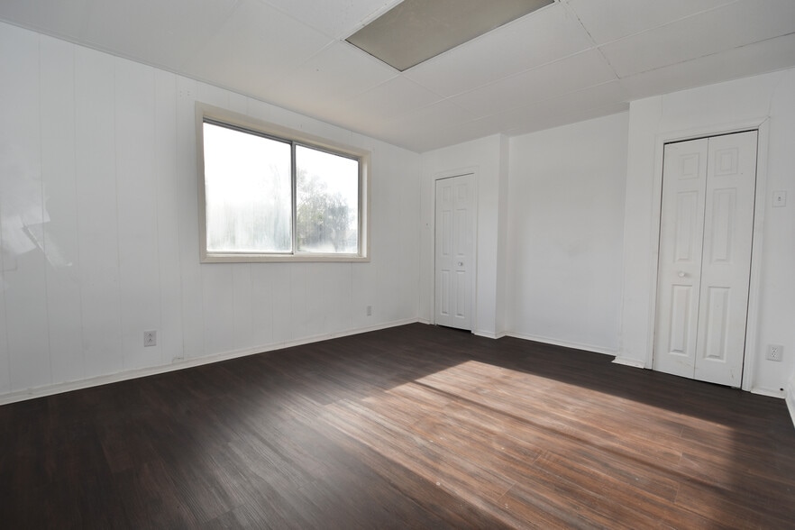 Building Photo - 4229 Haldane St