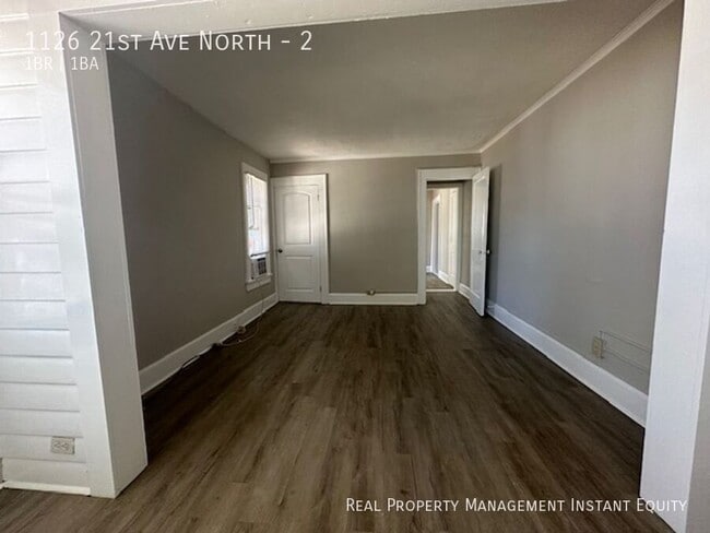 Building Photo - 1126 21st Ave N