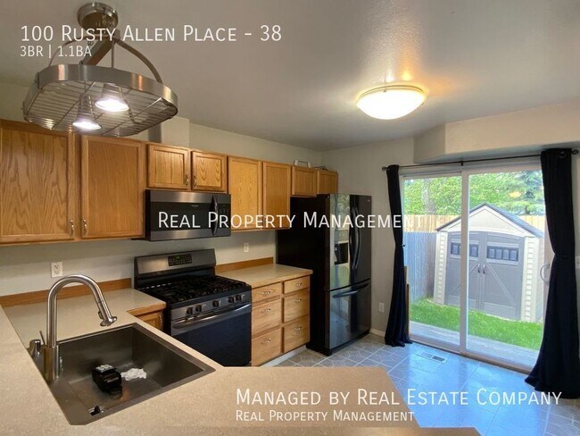 Building Photo - 100 Rusty Allen Pl