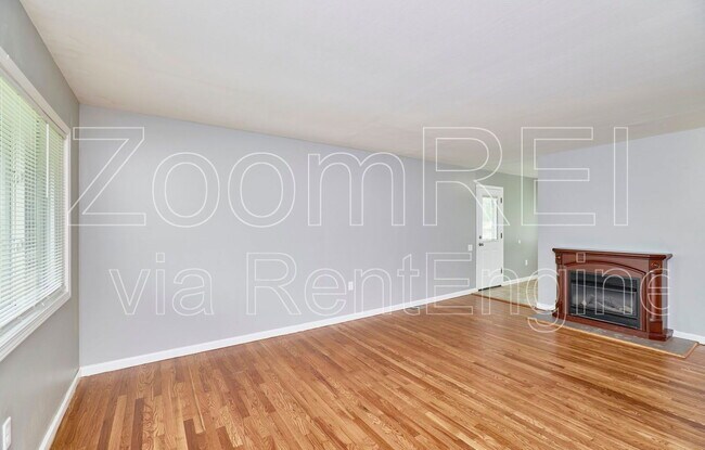 Building Photo - 2700 Steeplechase Ln