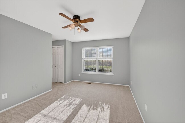 Building Photo - 14 Braxton Dr