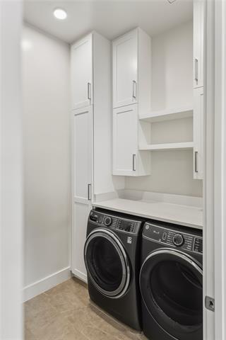 Building Photo - 1530 Meeting St