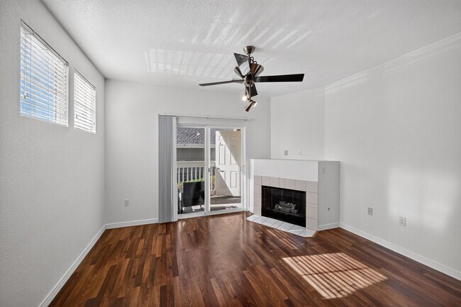 Building Photo - 9441 Ashbury Cir