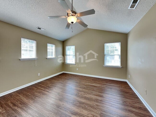 Building Photo - 630 Prickly Pear Dr