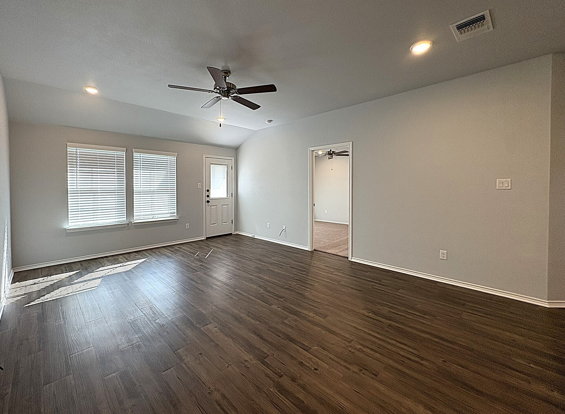 Building Photo - 1234 Lexington Dr