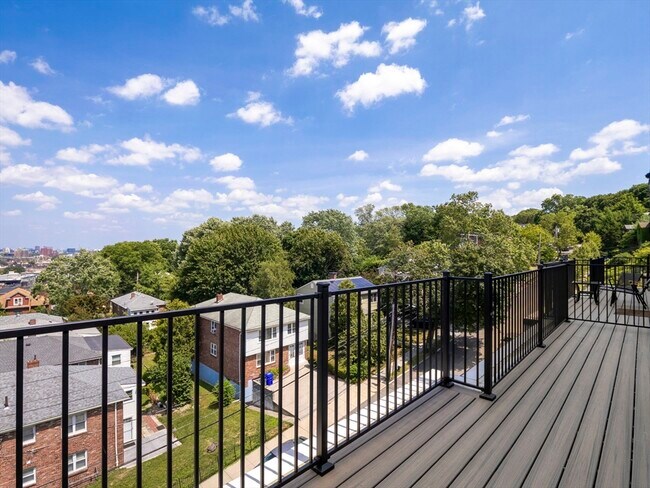 Building Photo - 249 Corey Rd