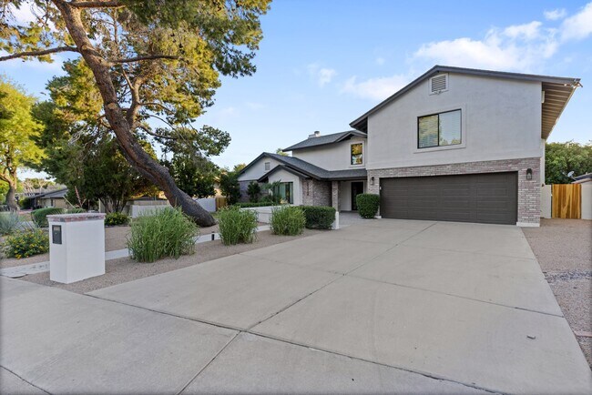 Building Photo - 5112 N 35th St
