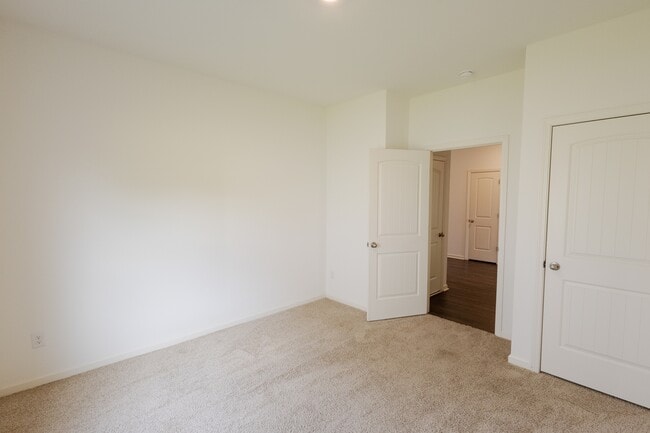Building Photo - 5791 Mountain View Trl
