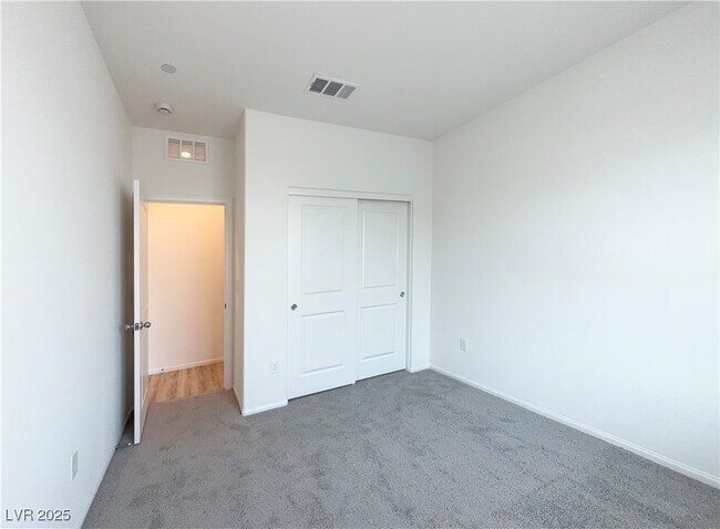 Building Photo - 331 Cymbal Pl