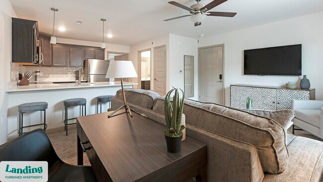 Building Photo - 610 Universal Dr