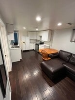 Building Photo - 280 N Silver Star Dr