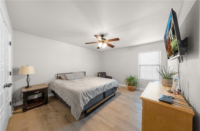 Building Photo - 396 N Torc Ln