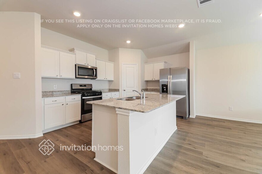Building Photo - 4009 Malachite Dr