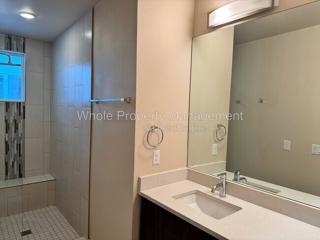 Building Photo - 3032 Zuni St