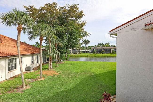 Building Photo - 11921 Seabreeze Cove Ln
