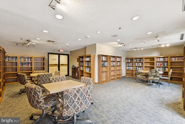 Building Photo - 5505 Seminary Rd