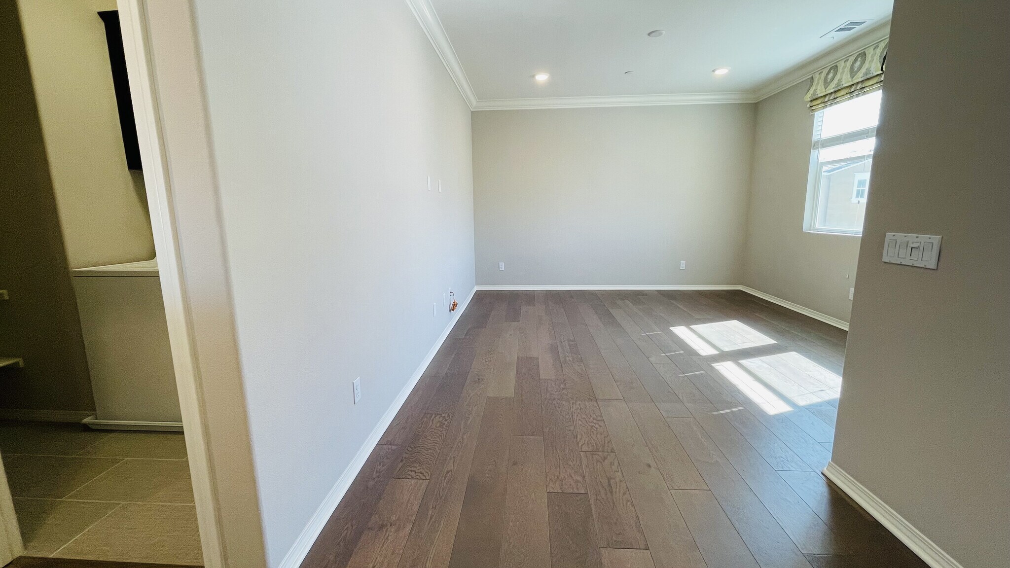 Building Photo - 24359 Verdugo Cir