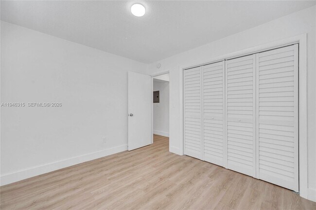 Building Photo - 668 NW 31st St