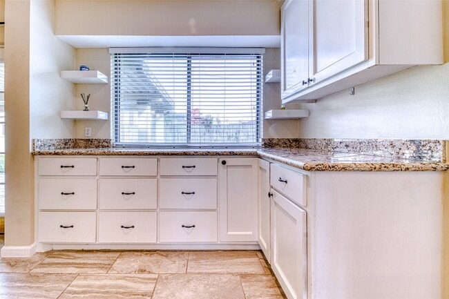 Building Photo - 22438 Coriander Dr