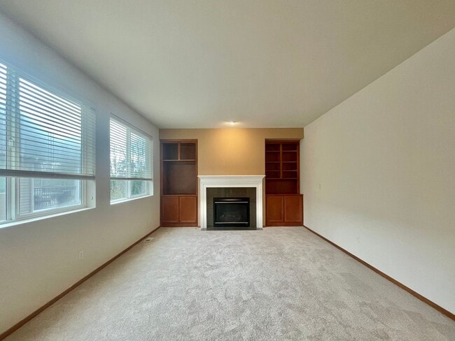 Building Photo - Charming Home in quiet Sunset Landing Community, Edmonds!