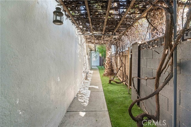 Building Photo - 6512 Coldwater Canyon Ave