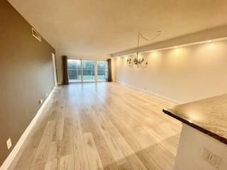 Building Photo - 3150 N Palm Aire Dr