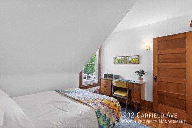 Building Photo - 3932 Garfield Ave