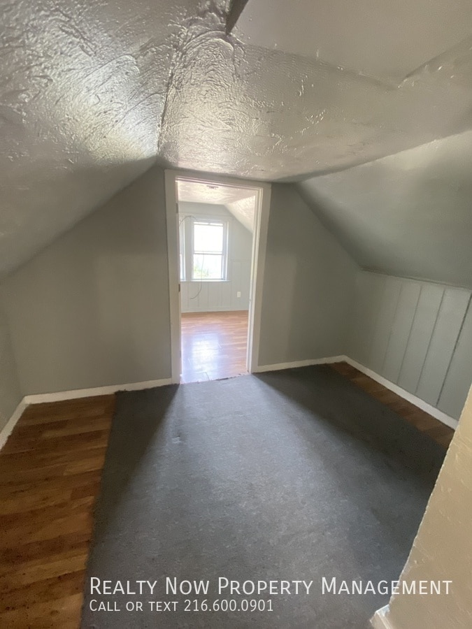 Building Photo - 3356 W 33rd St