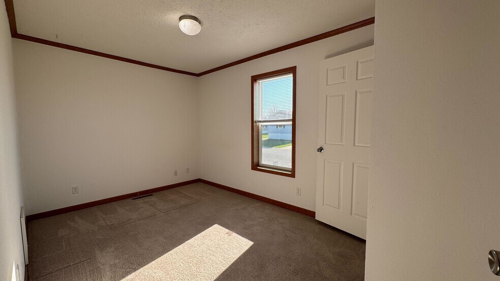 Building Photo - 2028 Mockingbird Pl NW